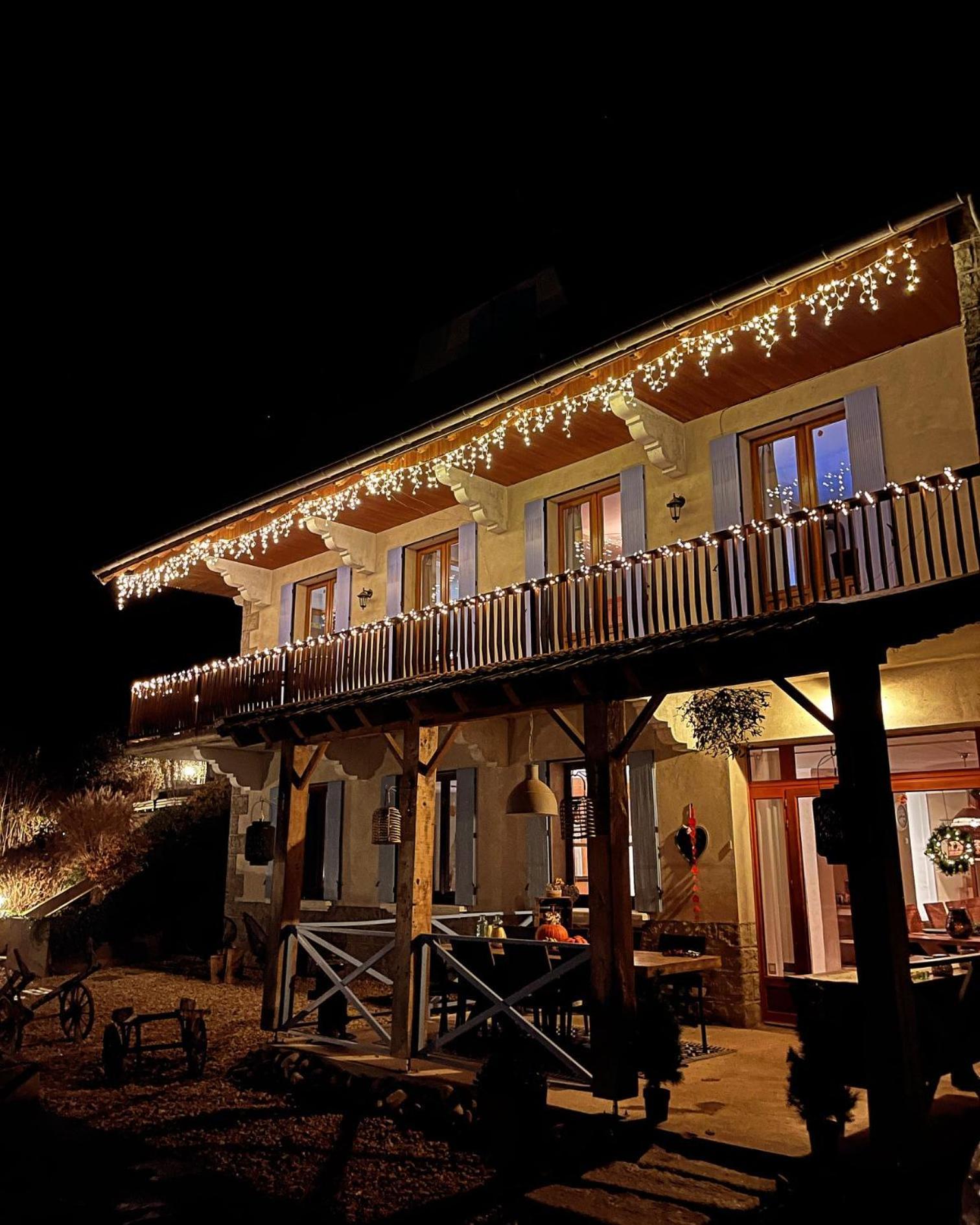 La Maison Du Chevalier Marat Exterior photo